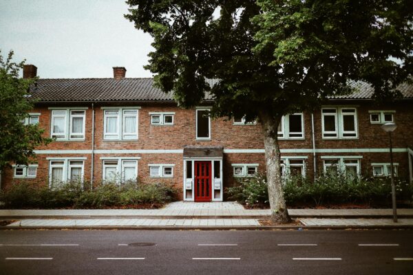 Hoe herken je tijdig schade aan je dak? Een essentiële gids voor huiseigenaren